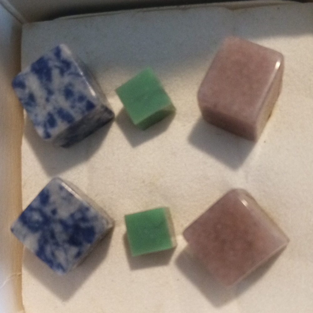 mark. Box Set Earrings - Picture 2 of 3